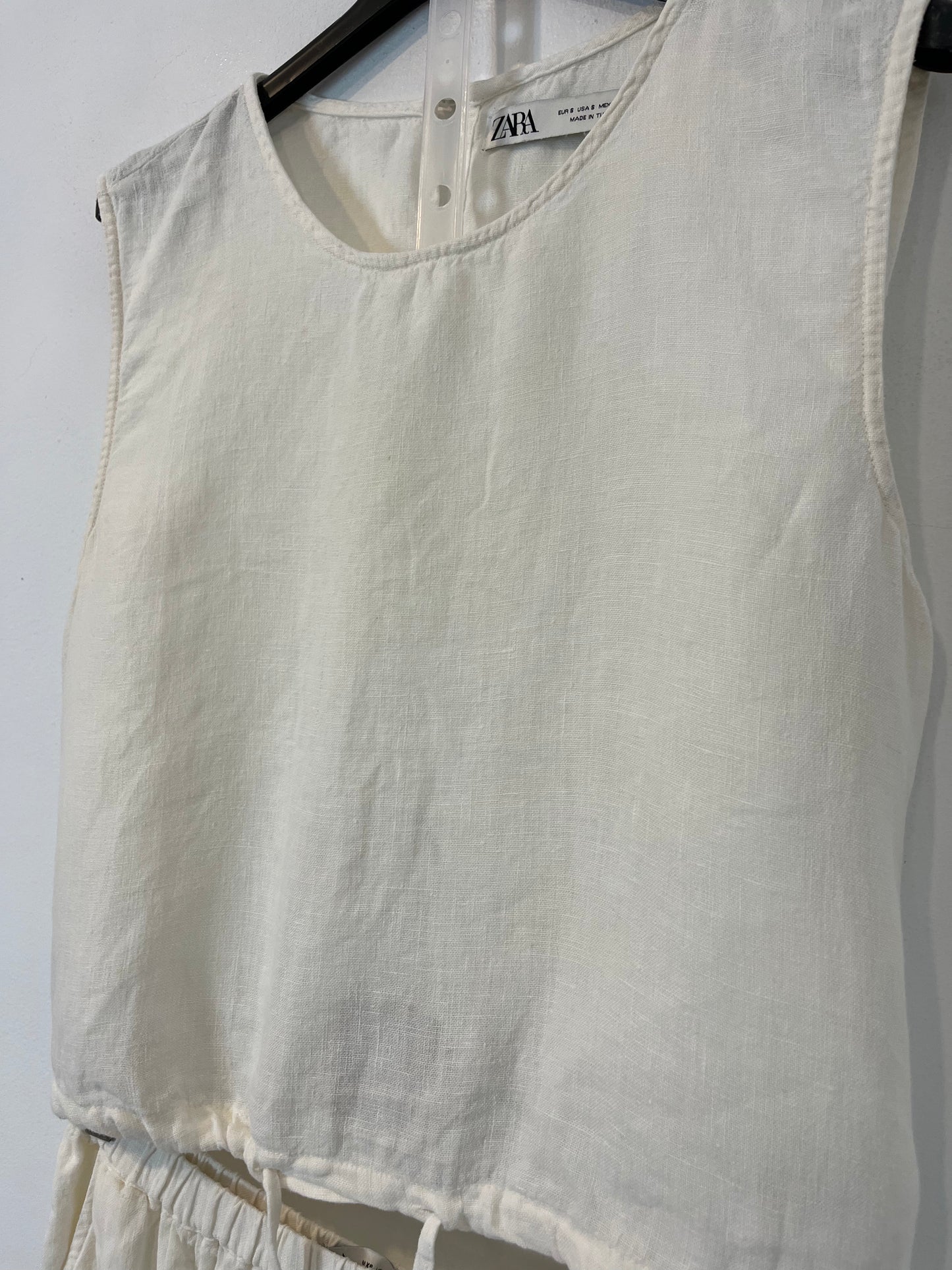 ZARA. Total look con lino blanco  T.xs/s