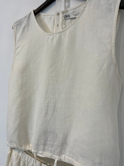 ZARA. Total look con lino blanco  T.xs/s