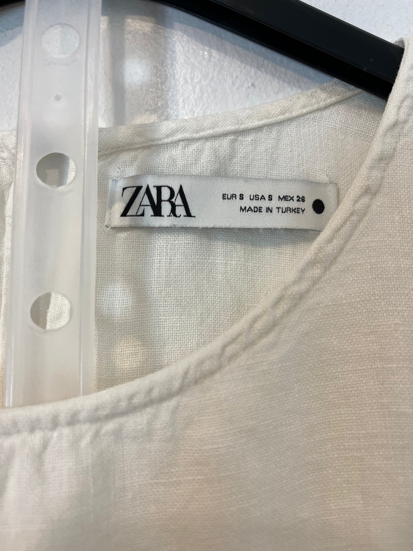 ZARA. Total look con lino blanco  T.xs/s