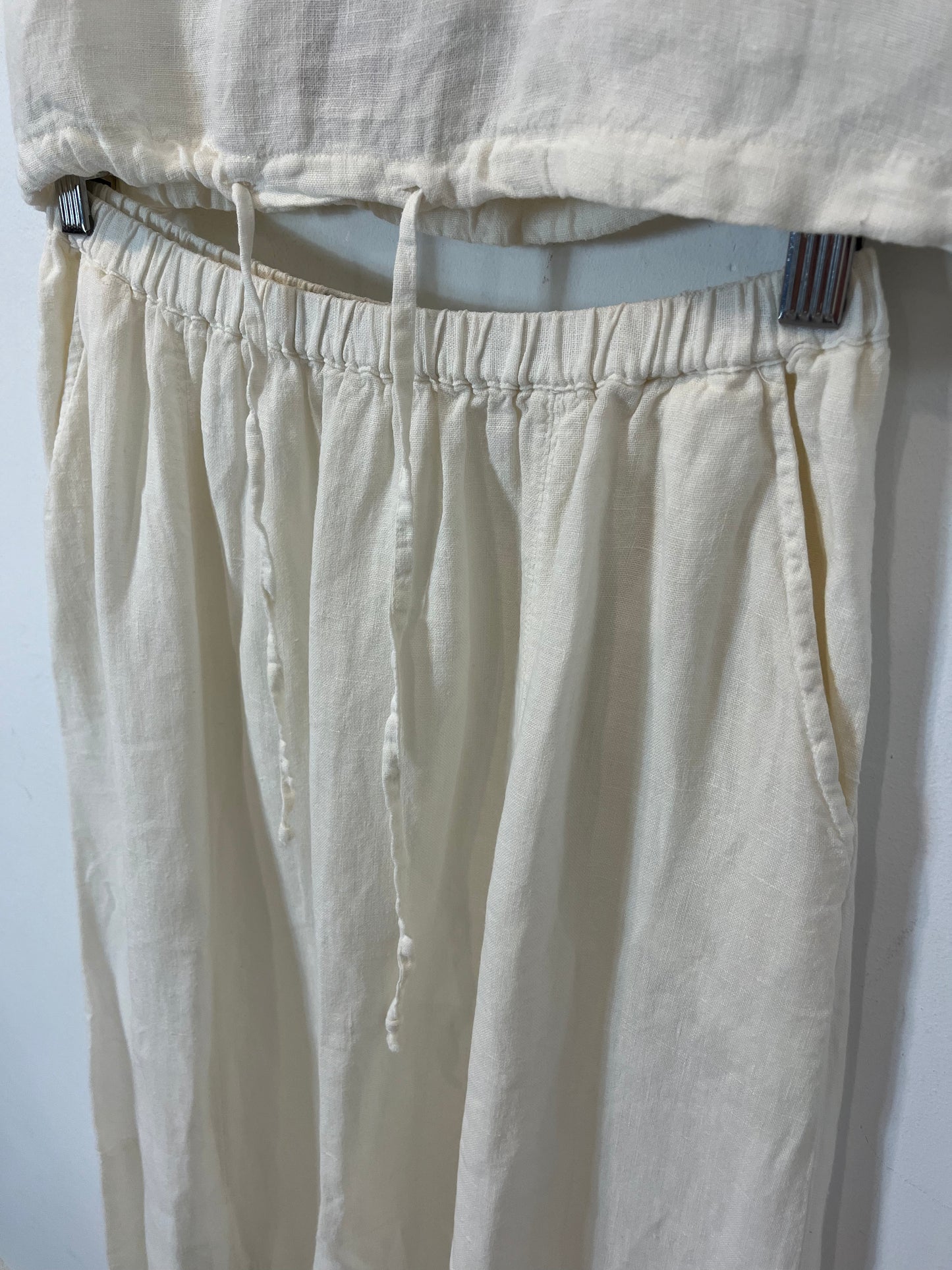 ZARA. Total look con lino blanco  T.xs/s