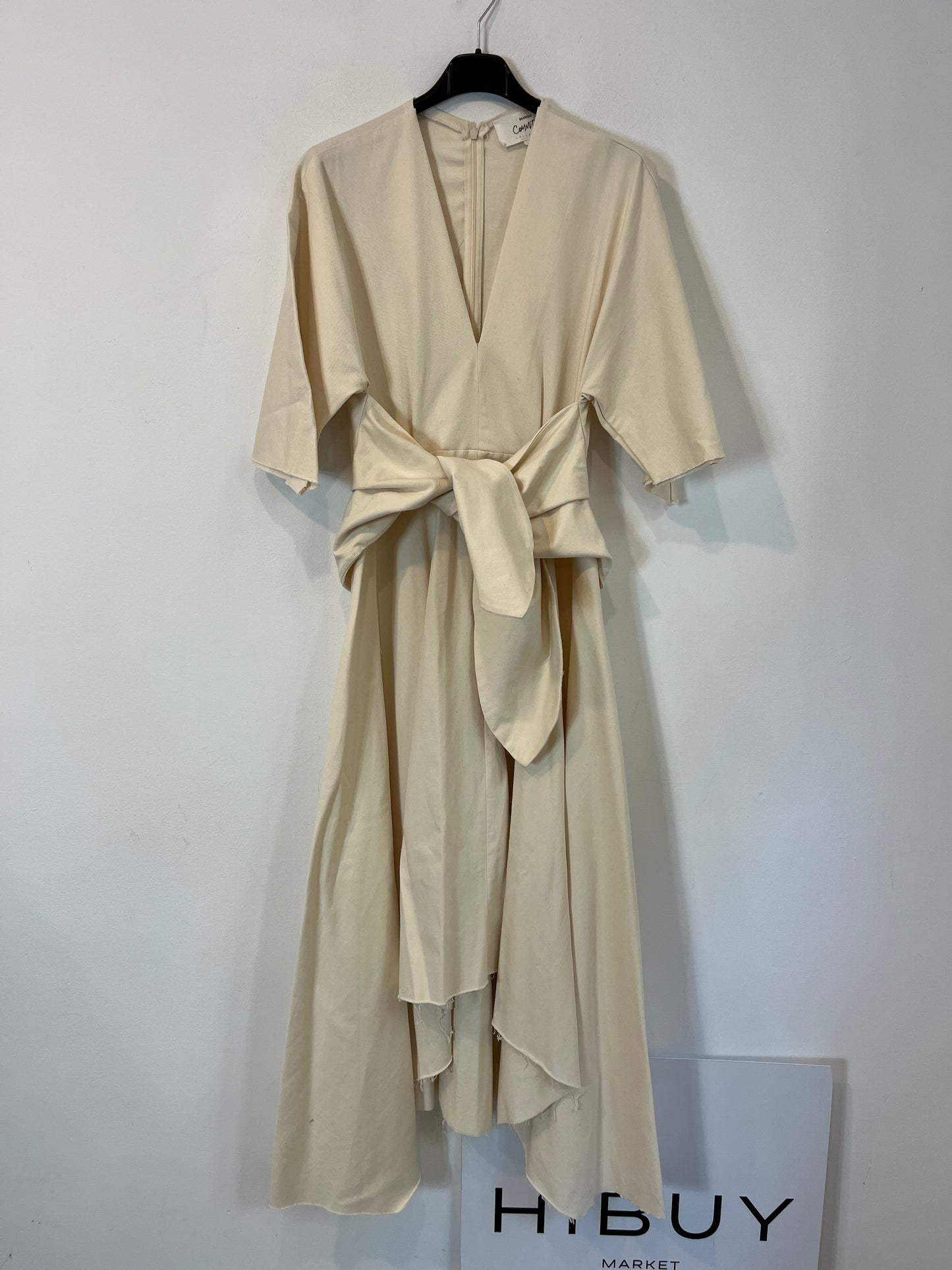 MANGO. Asymmetrical beige dress. XS/S