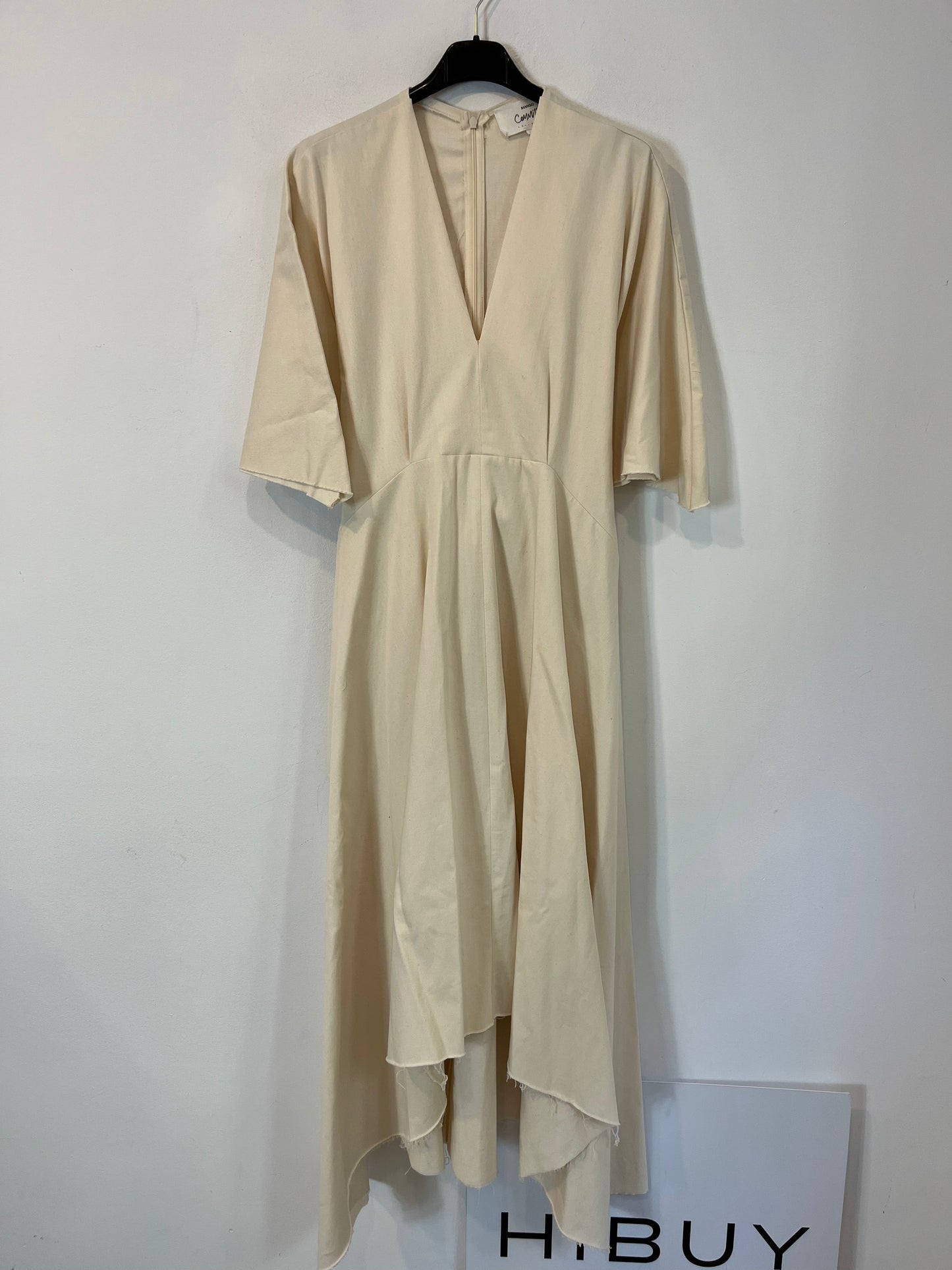 MANGO. Asymmetrical beige dress. XS/S