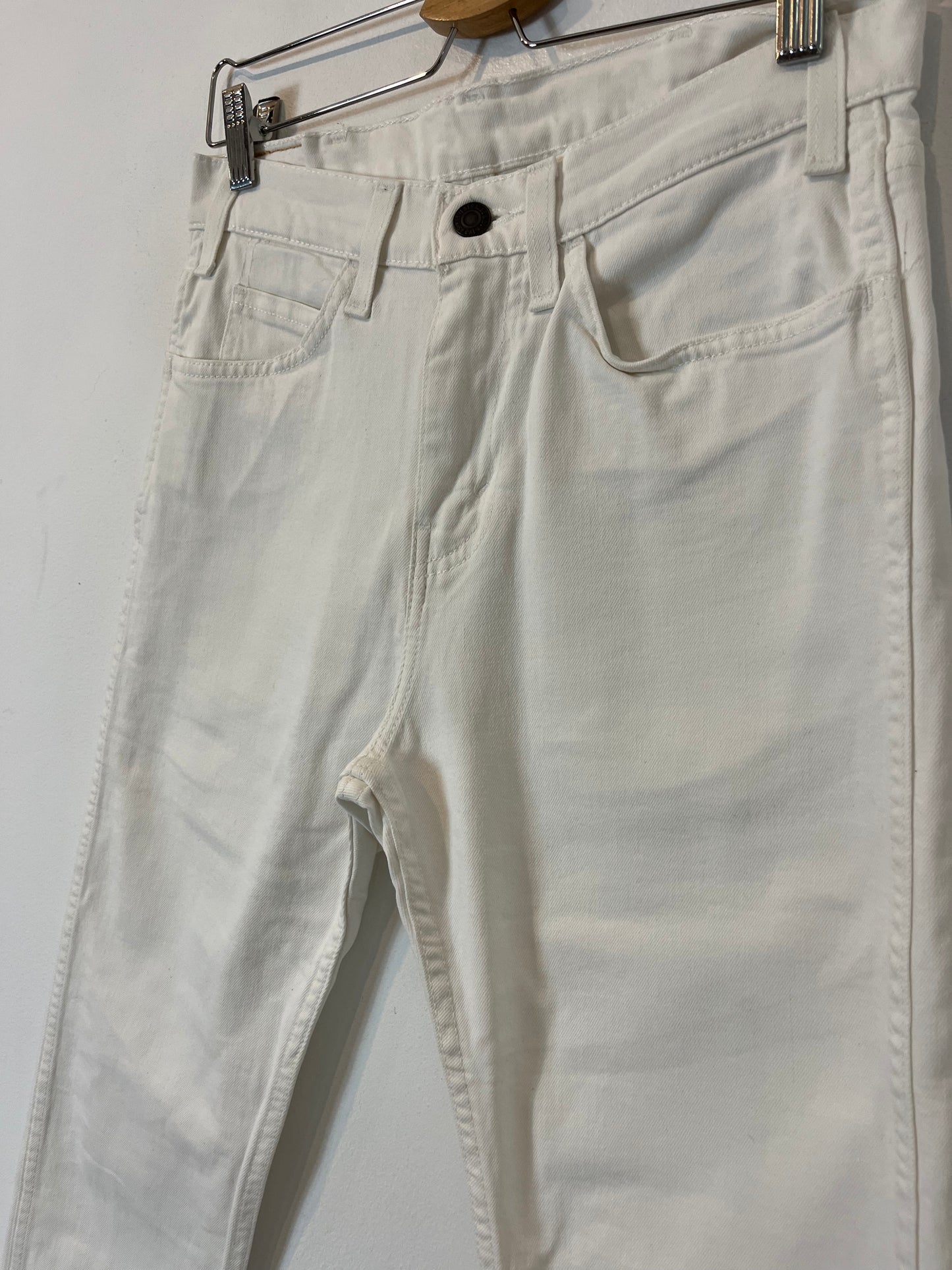 LEVI'S. Pantalón denim blanco  T.28 (38)