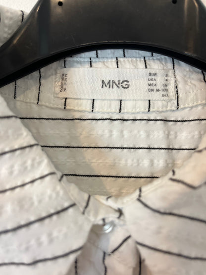 MANGO. Camisa textura rayas. T. S