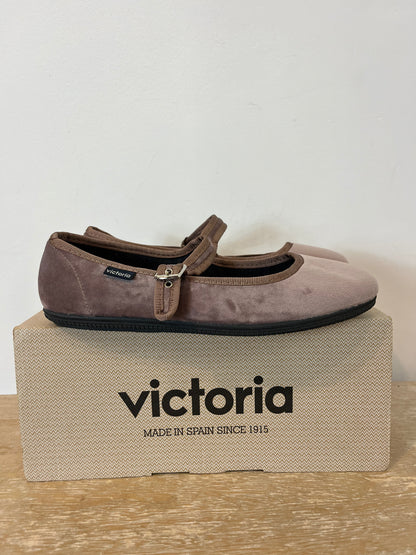 VICTORIA. Merceditas rosas. T. 38