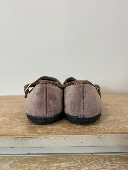 VICTORIA. Merceditas rosas. T. 38