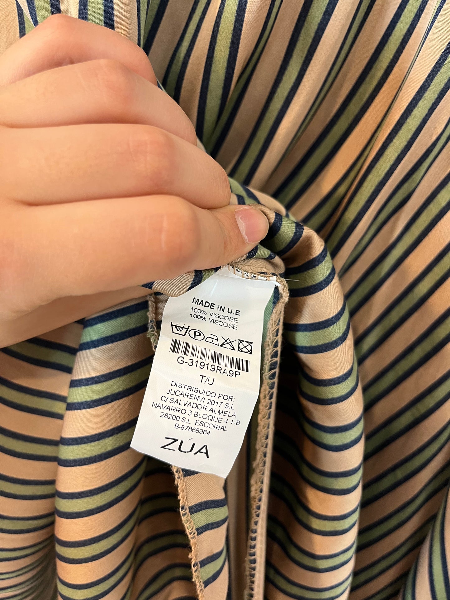 ZUA. Falda mdi beige rayas TU(S)