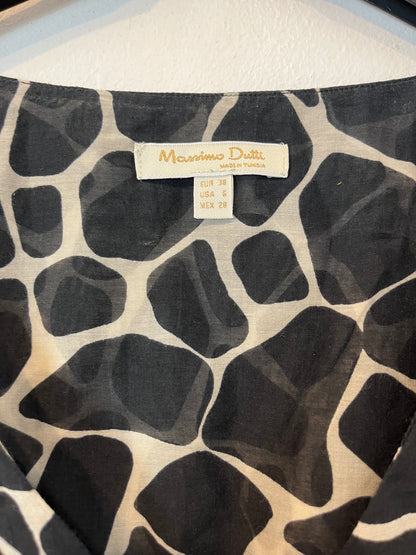 MASSIMO DUTTI. Blusa fluida bicolor. T 38