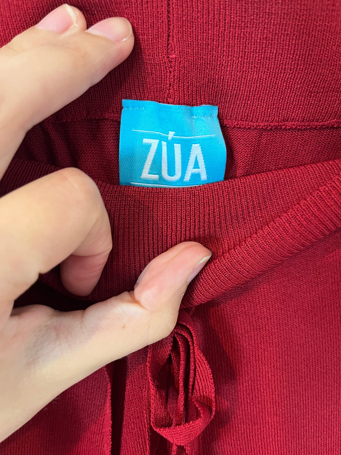 ZÚA. Wine-colored knit pants. YOU (S)