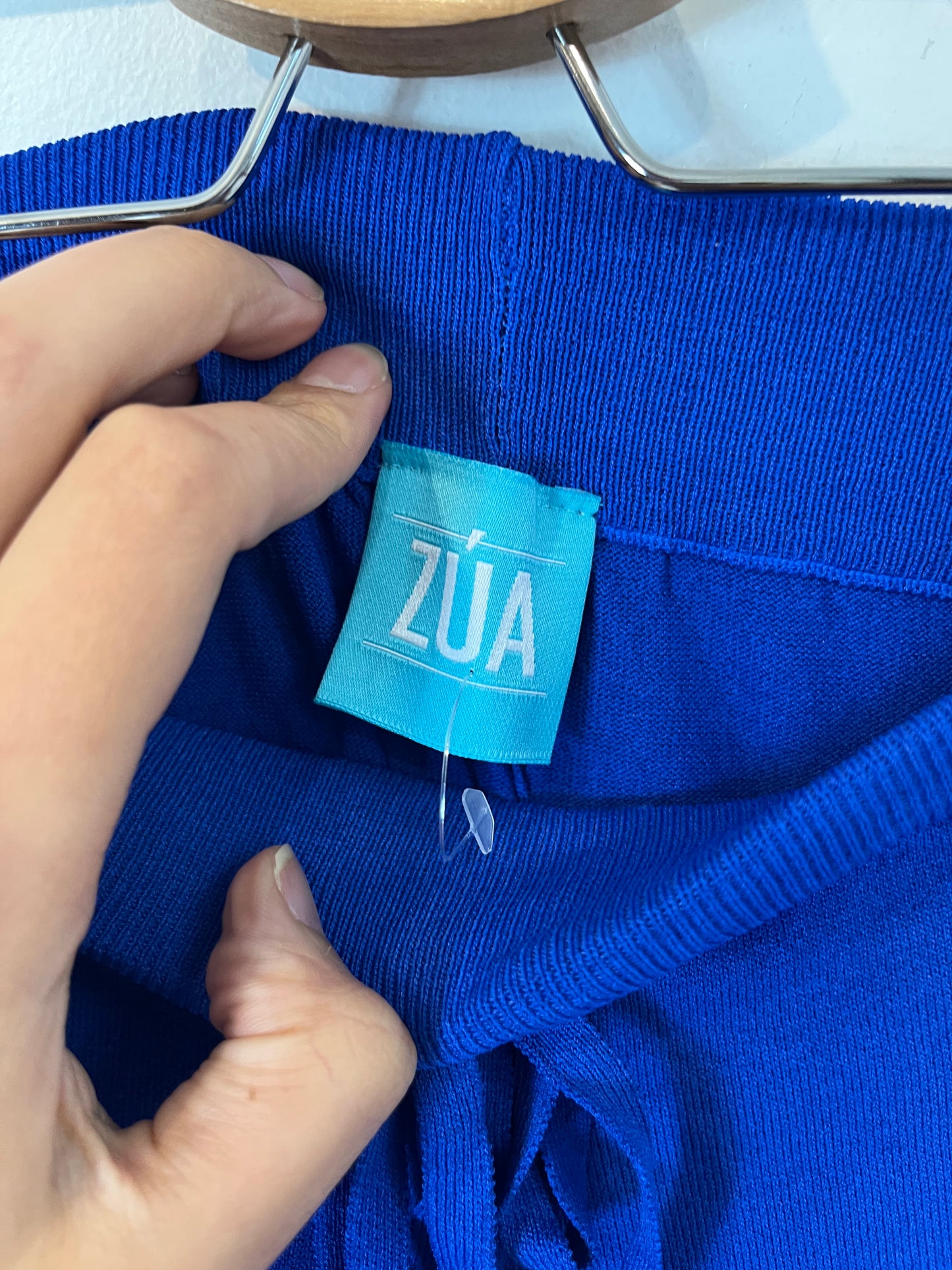 ZÚA. Pantalón punto azul T.u (S)