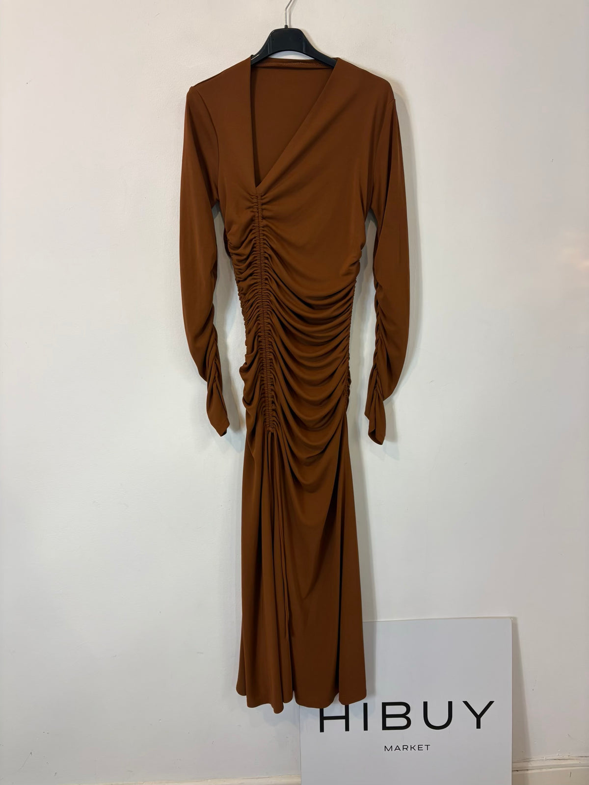 Vestido largo marrón fruncidos