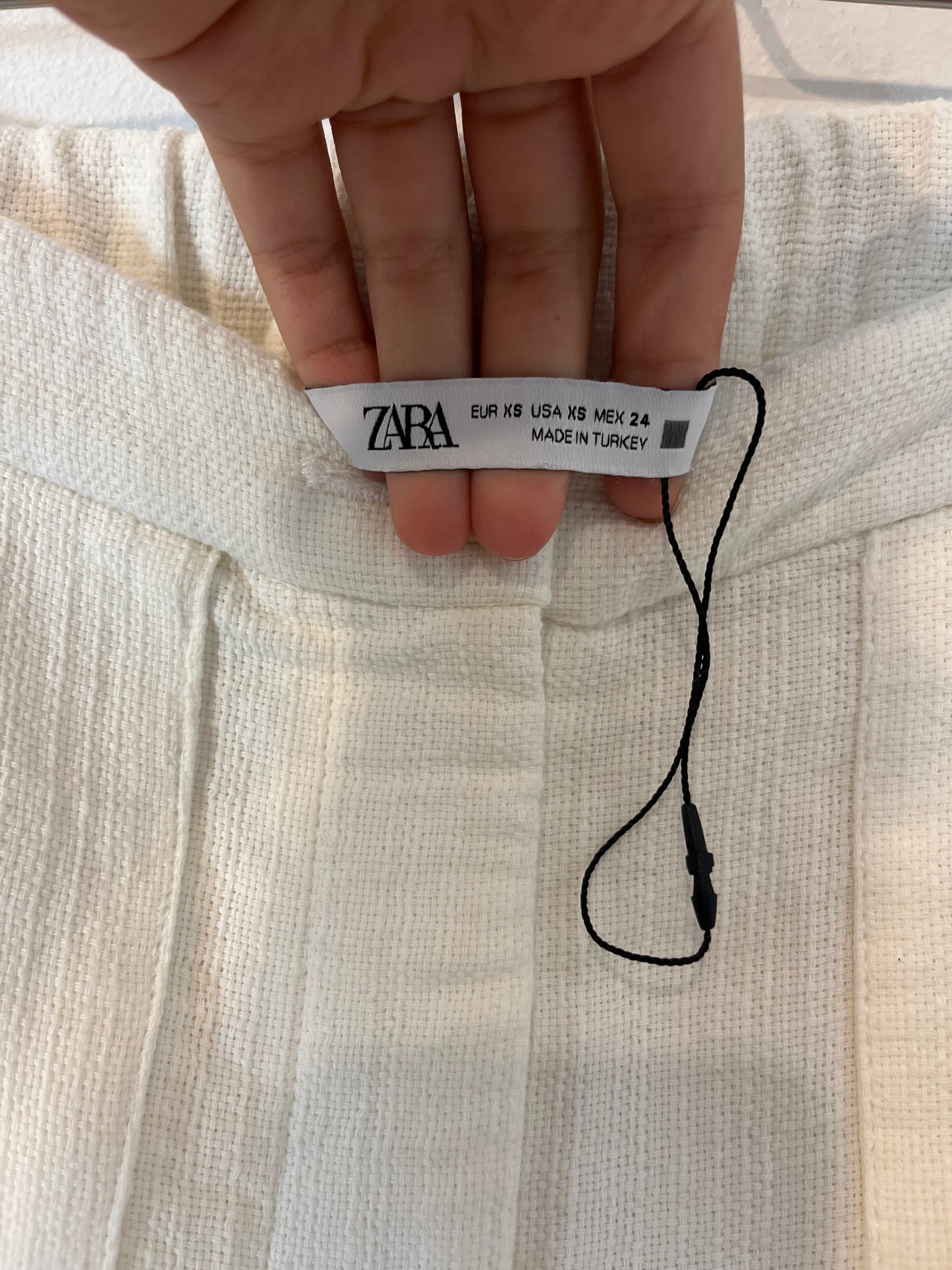 ZARA. White cotton trousers T.xs