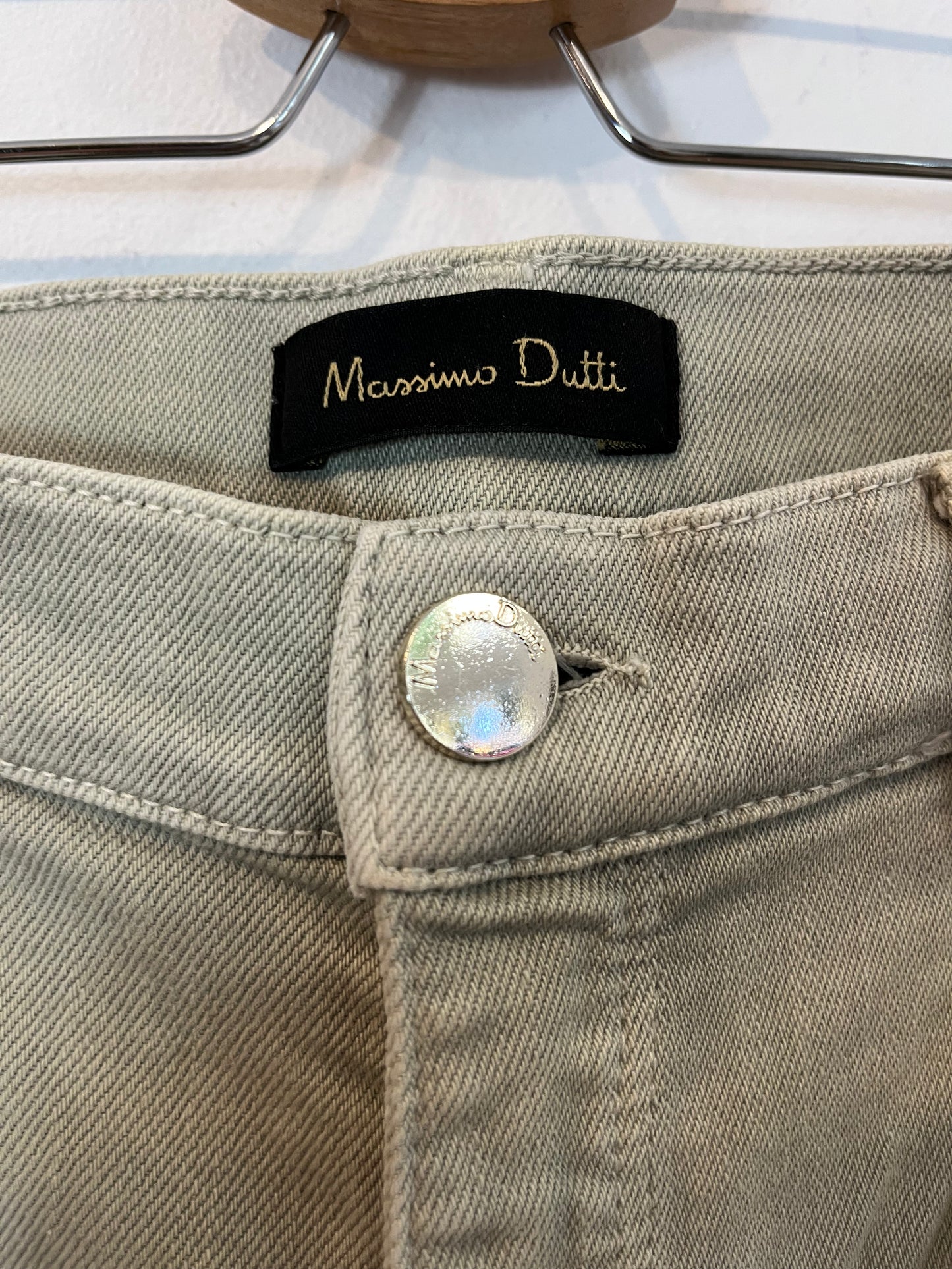 MASSIMO DUTTI. Pantalón denim verde T.38