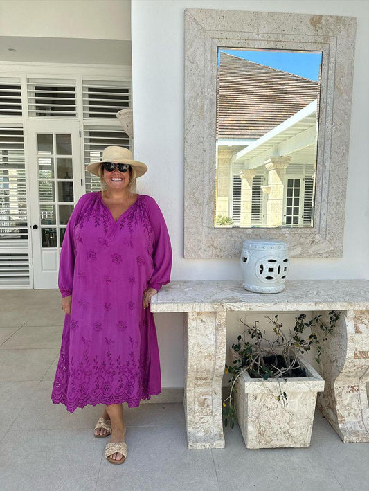 BUGANVILIA. Vestido bordado  T.u(3xl)