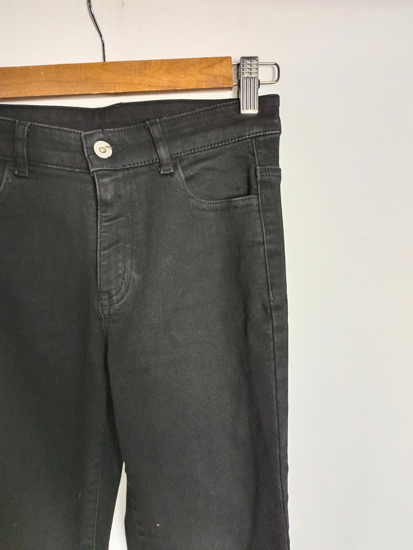 CALZEDONIA. Black flared trousers T.xs