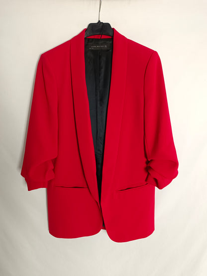 ZARA. Basic red blazer Ts