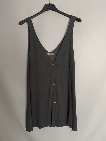 OTRAS. Top punto gris abotonado Tu(s/m)