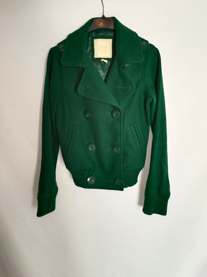 BERSHKA. Green Ts cloth jacket