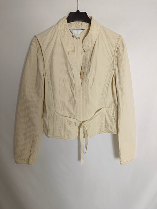 ZARA. Thin beige jacket Tm(s)