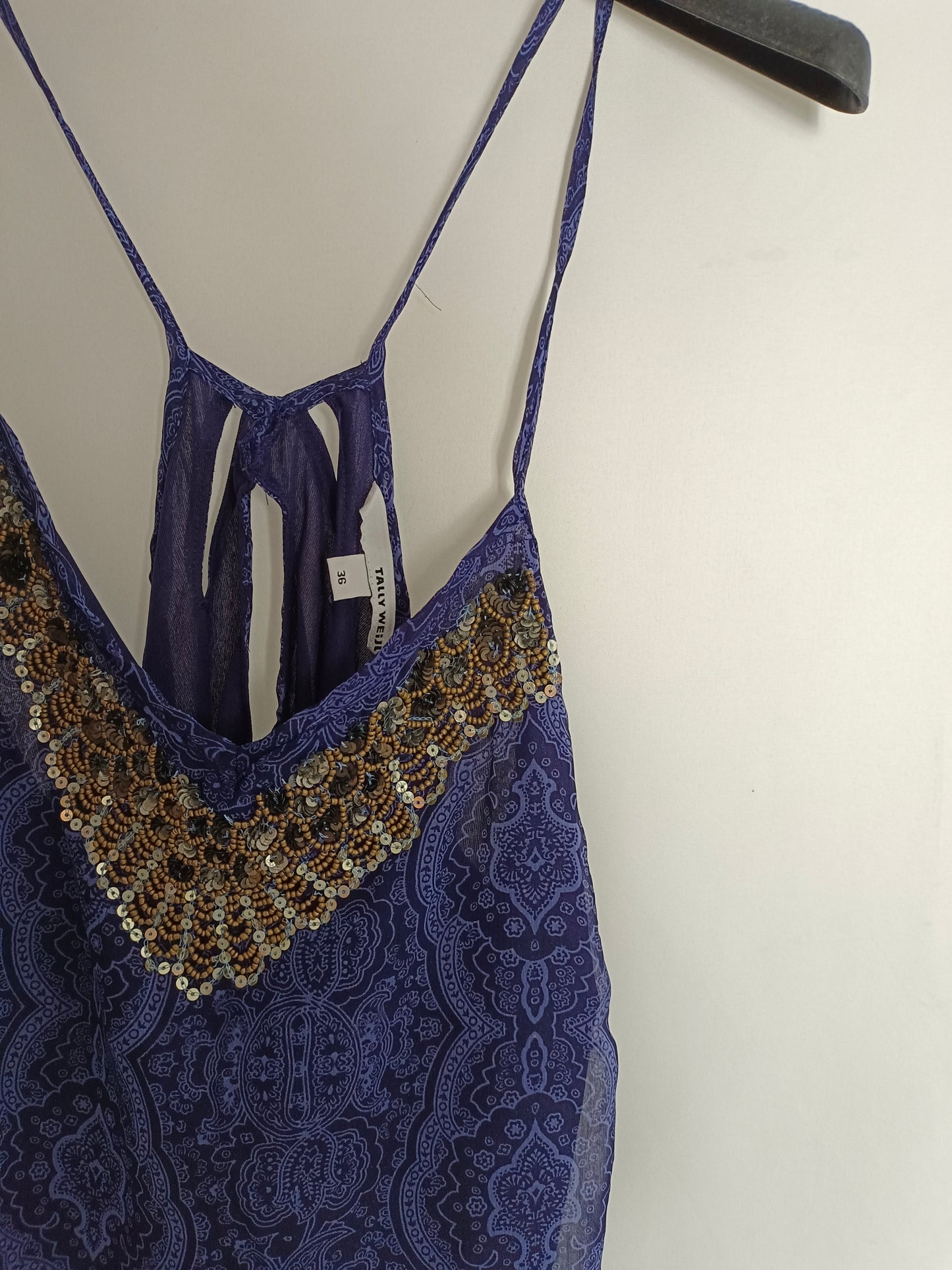 TALLY WEIJL. Top estampado abalorios T.36