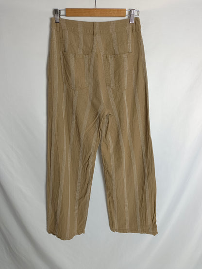 ASOS. Pantalón camel rayas T.38