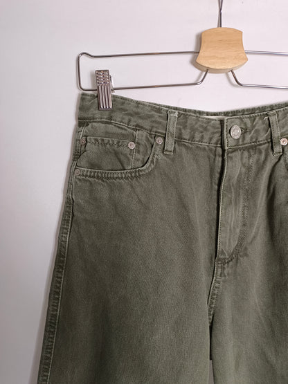 MANGO. Pantalón ancho verde T.36(tara)