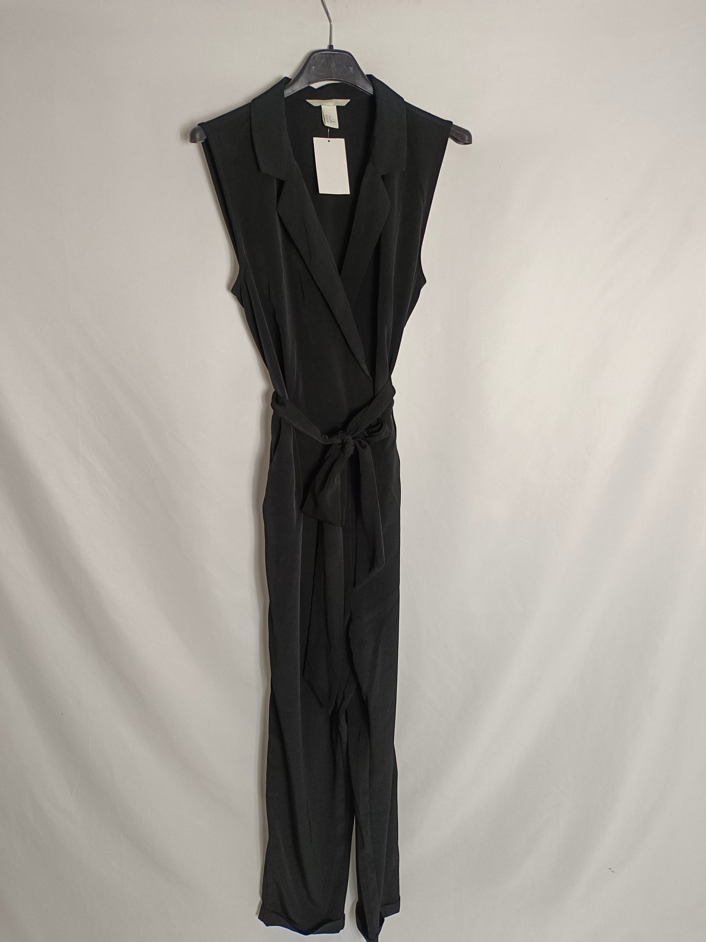 H&M. Mono negro fluido T.m