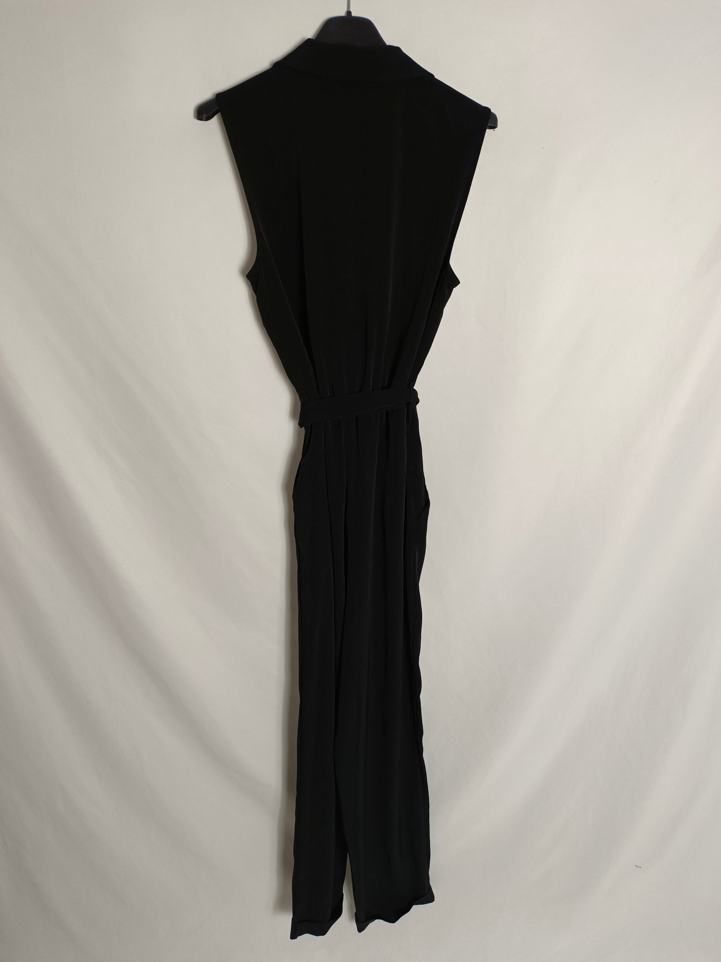 H&M. Mono negro fluido T.m