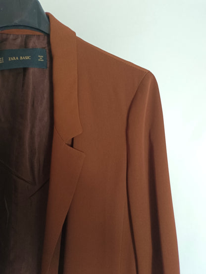 ZARA. Brown slim blazer T.xs