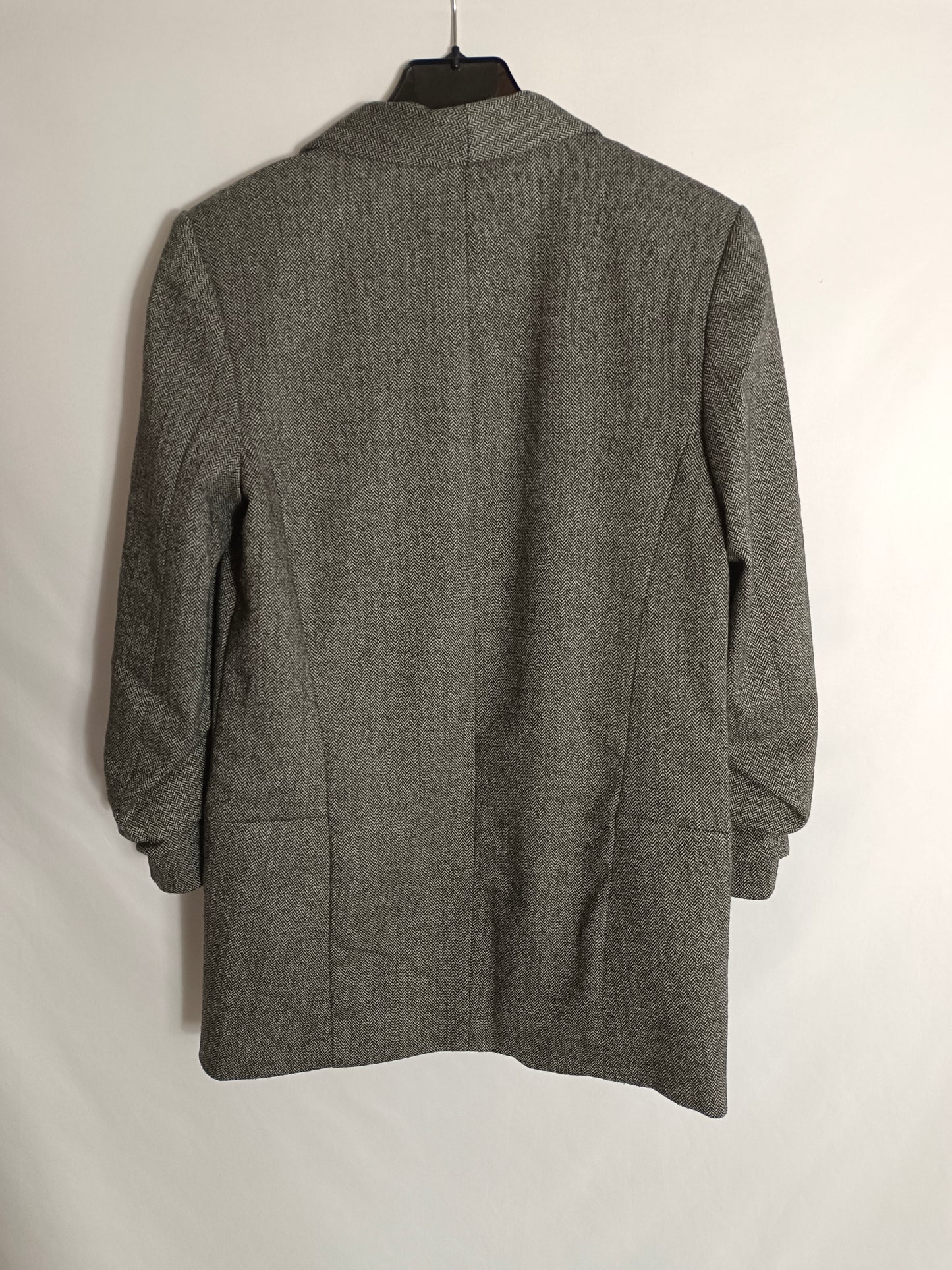 ZARA. Black and white herringbone blazer T.xs