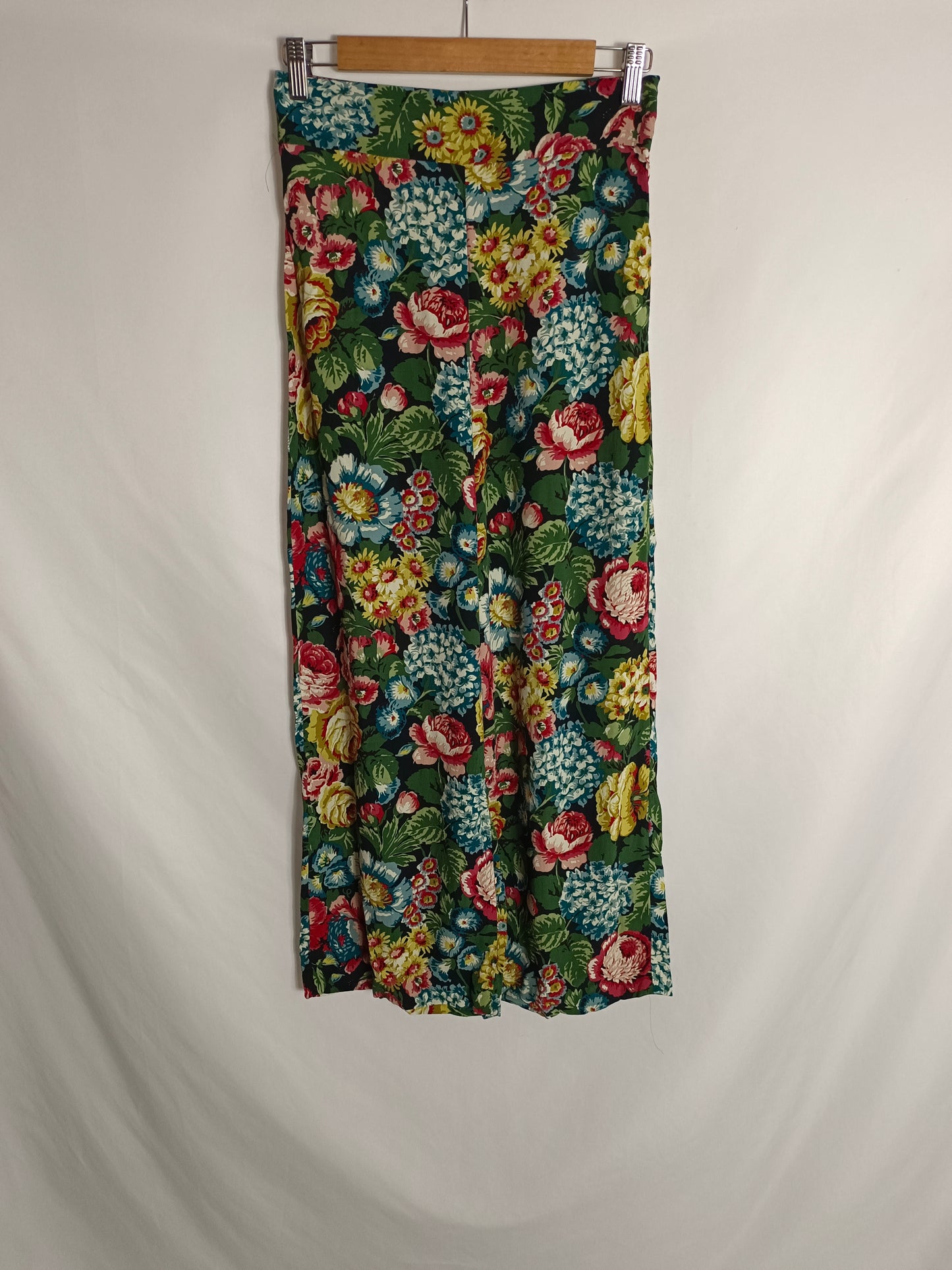 ZARA.Pantalón fluido flores T.s