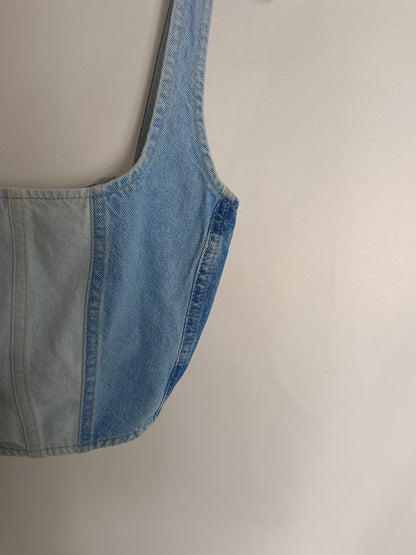 STRADIVARIUS. croptop denim T.xs