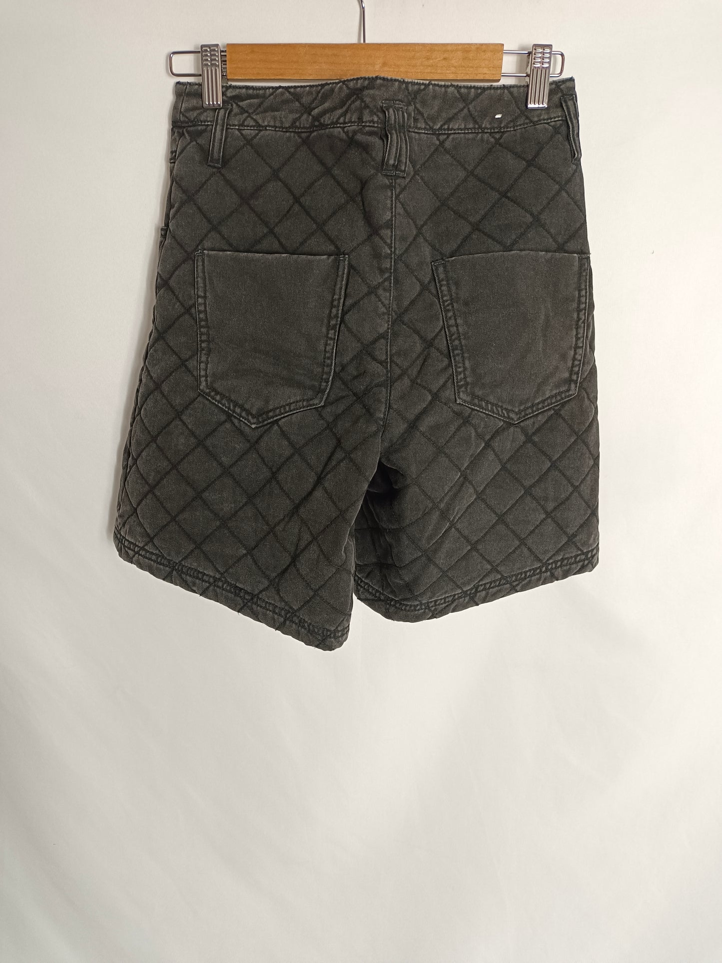 BERSHKA. Quilted black shorts size 36