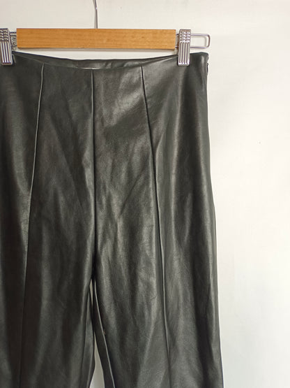 4TH RECKLESS. Pantalón negro apertura T.36