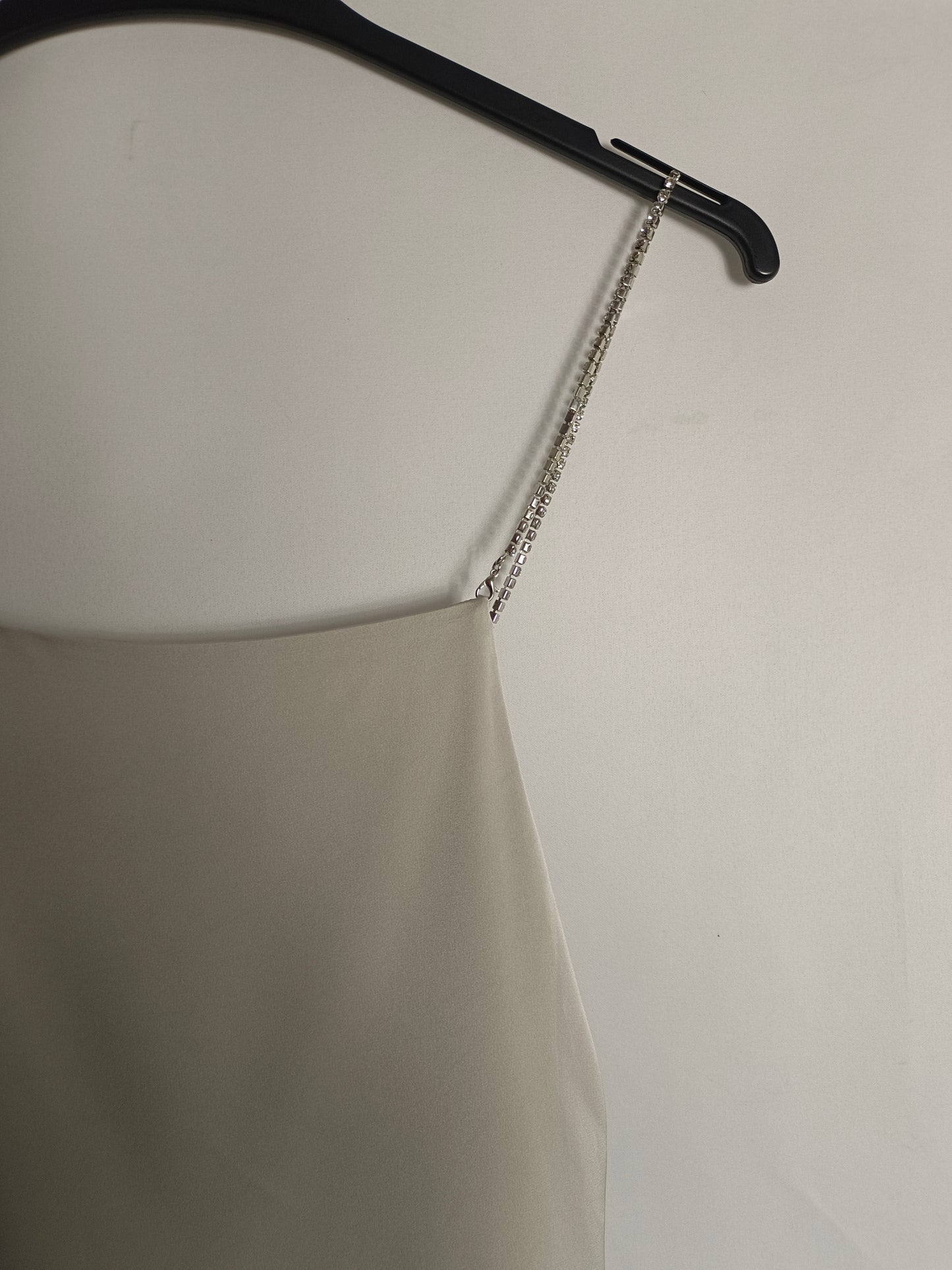 LEGER. Flowy strappy top, size 38