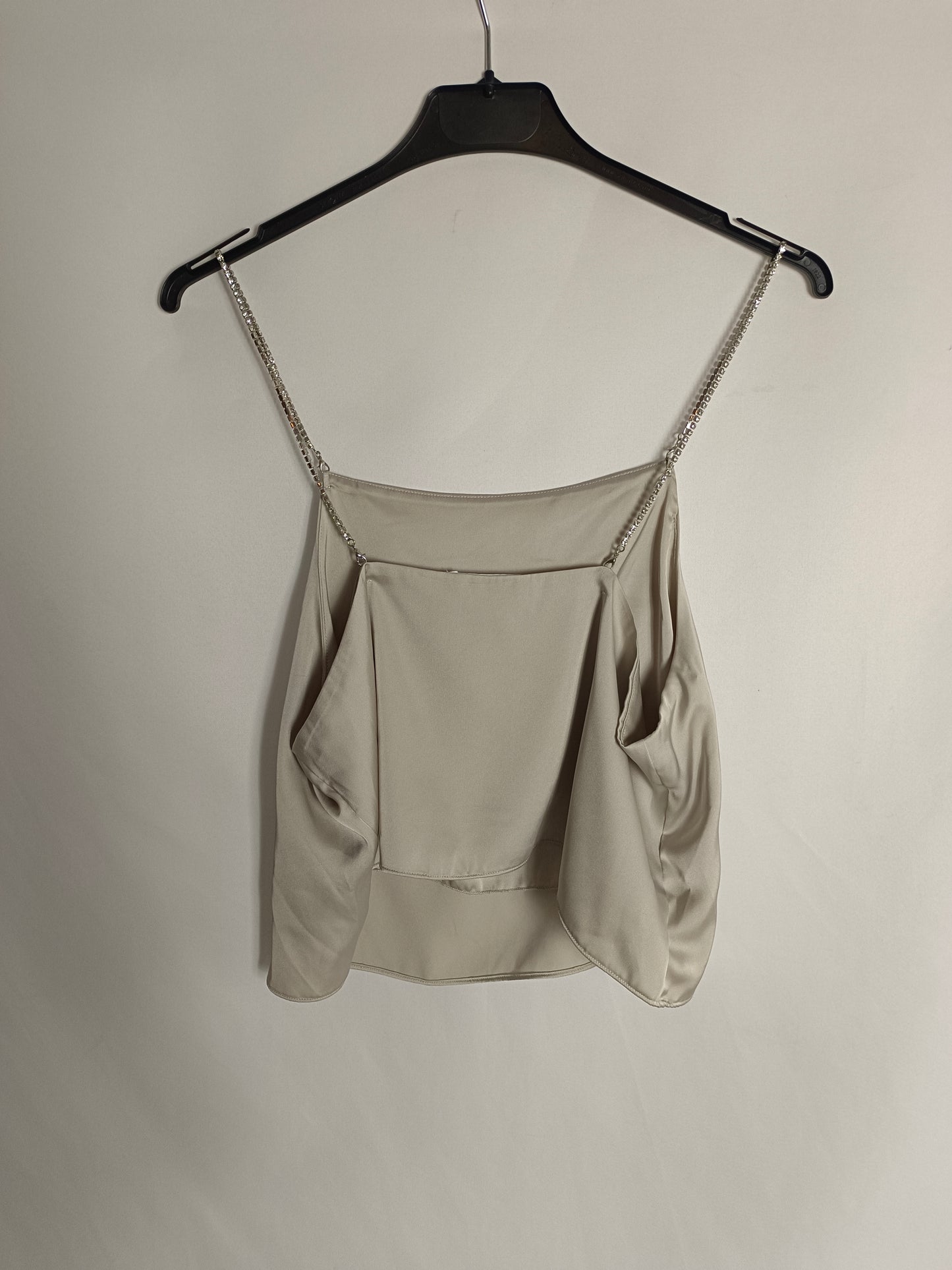 LEGER. Flowy strappy top, size 38