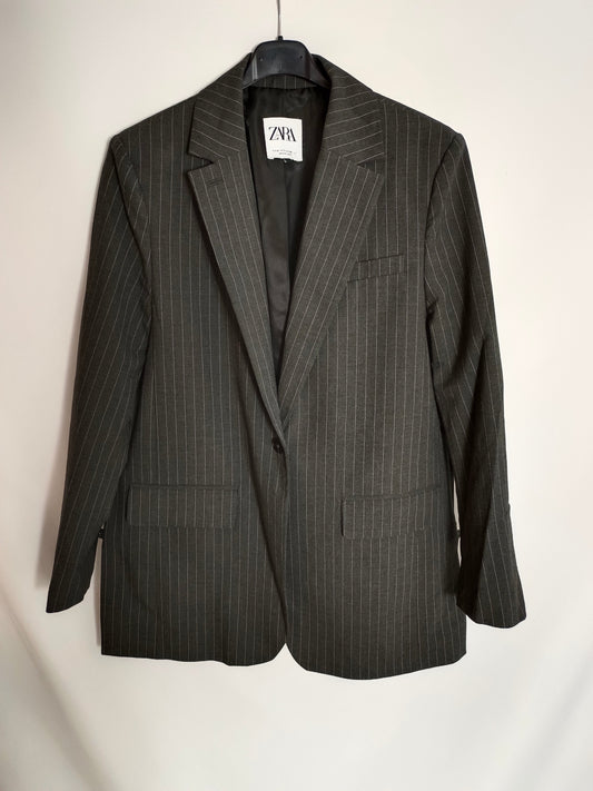 ZARA. Blazer gris rayas diplomáticas T.s
