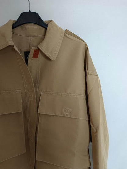 ZARA. Oversized beige jacket T.xs/s