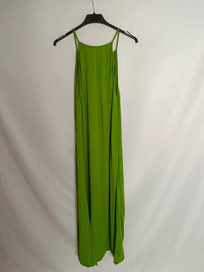 ZARA. Vestido largo verde T.m