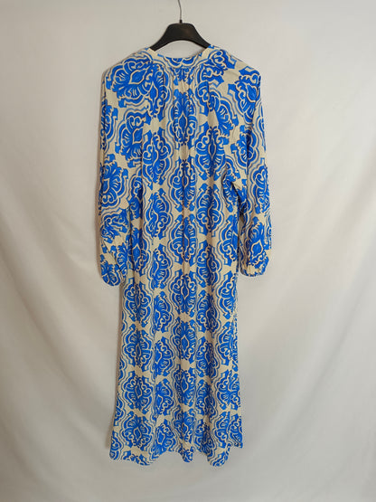 ZARA. Vestido beige estampado T.s