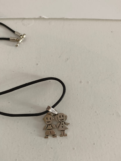 OTRAS. Colgante niños