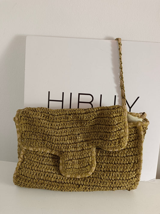 NICE THINGS. Bolso rafia verdoso