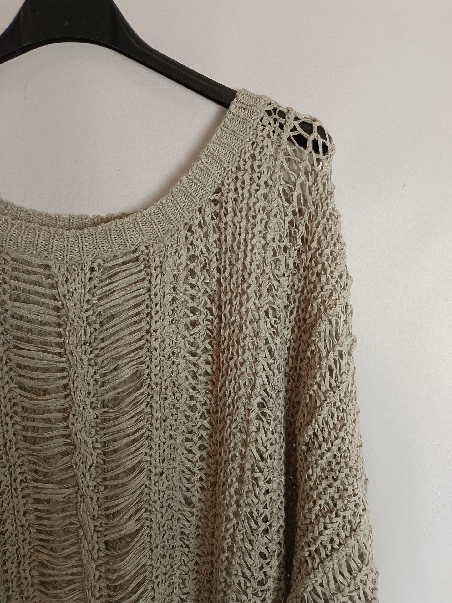 SECOND FEMALE. Beige knitted sweater Tm