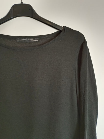 ZARA. Blusa negra doble textura T.m
