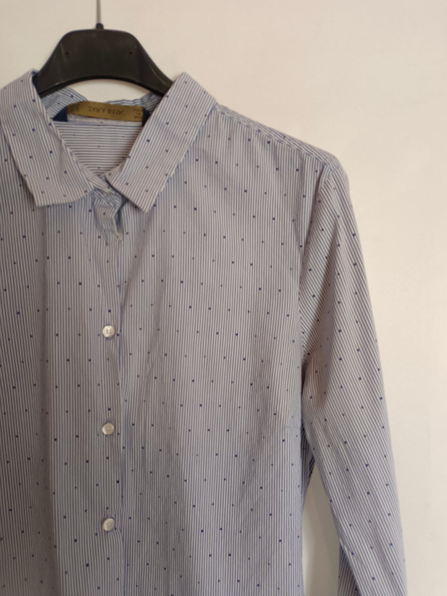 ZARA. Camisa de rayas plumeti T.m