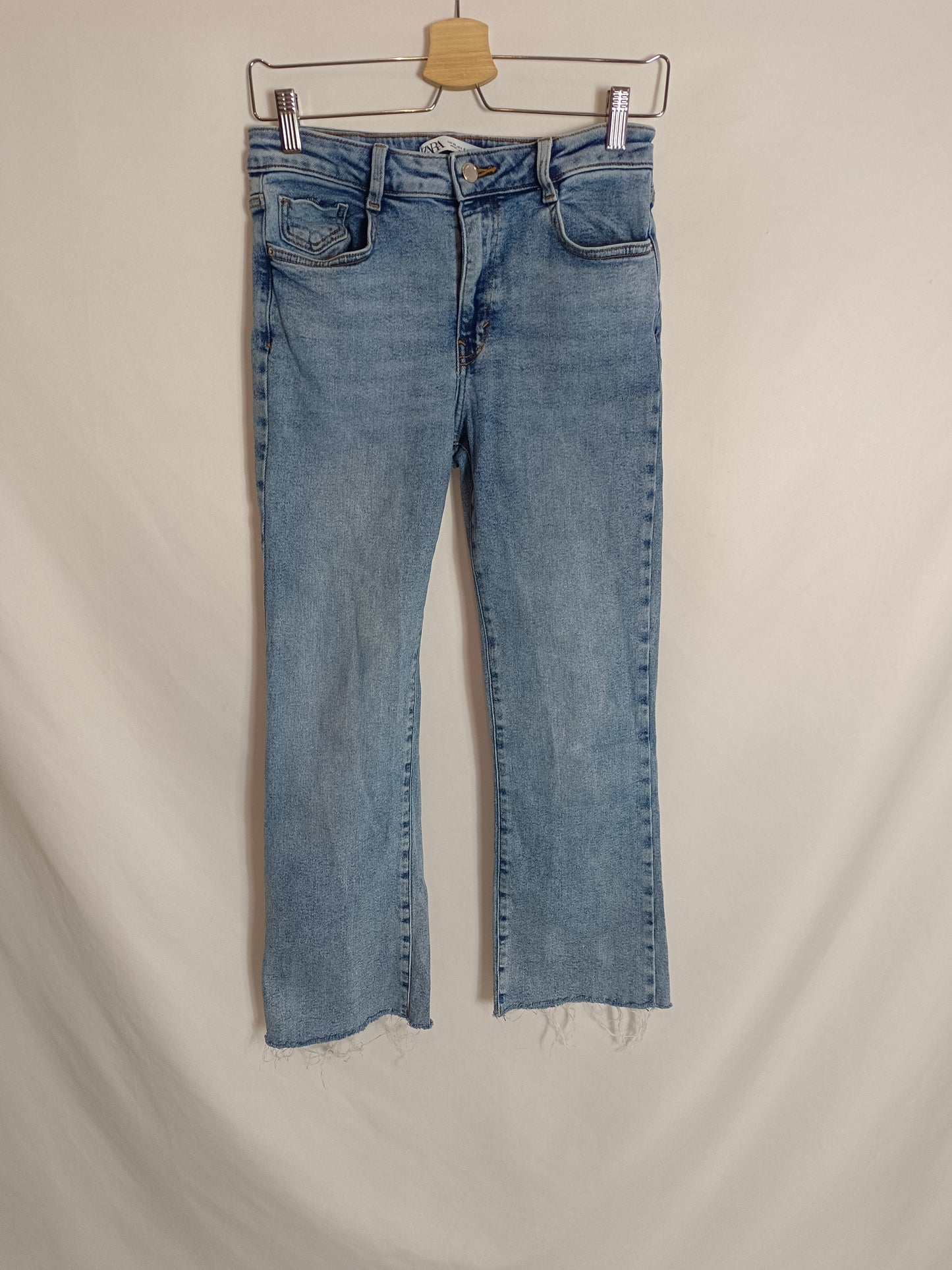 ZARA. Straight-leg denim trousers, size 38