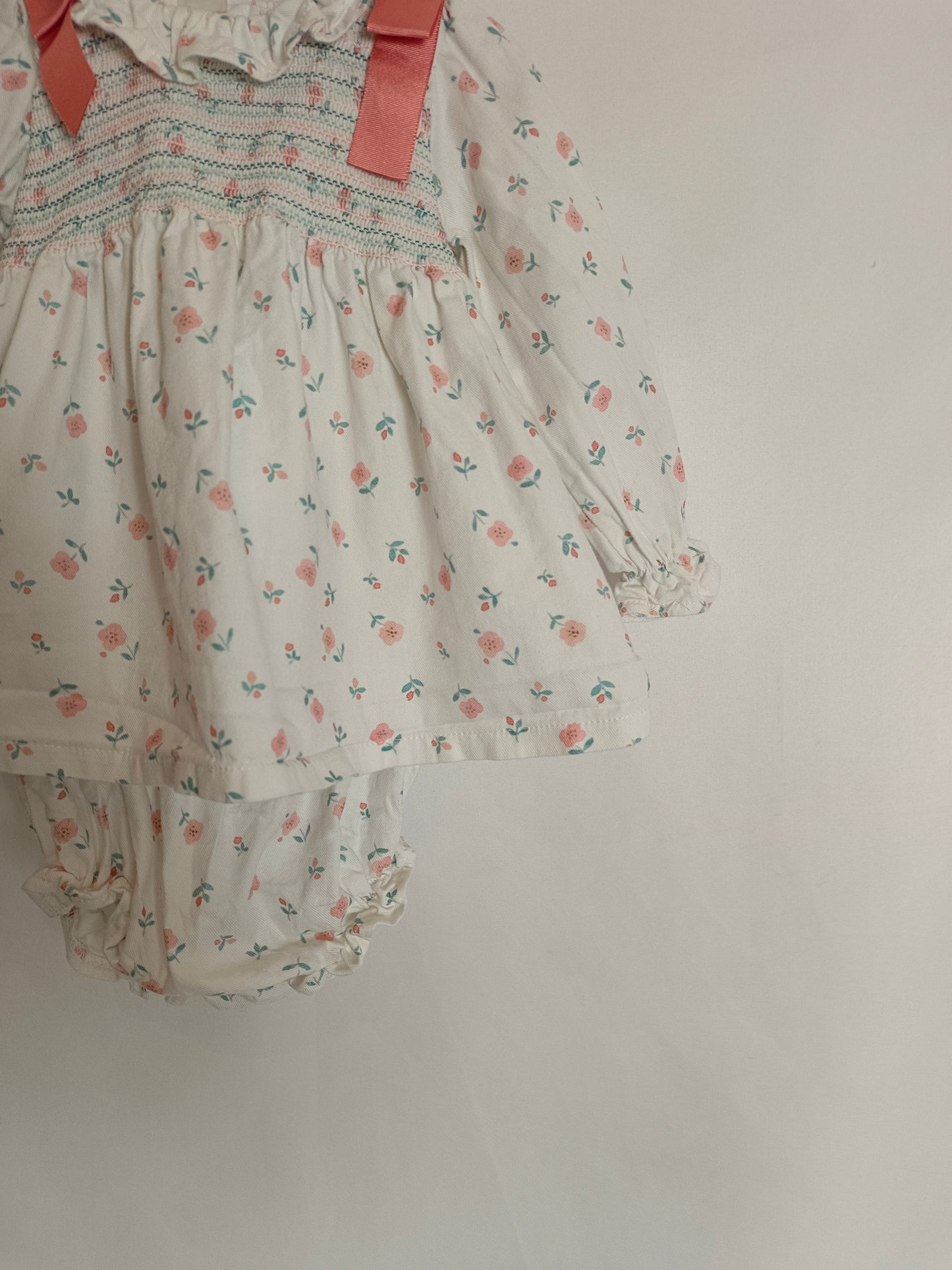 DOÑA CARMEN. Conjunto vestido y culetin T.6 meses