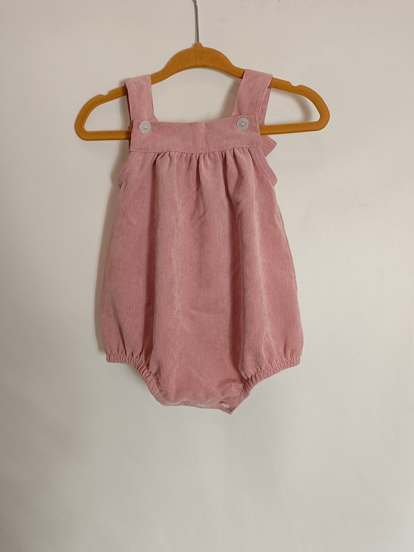 MH. Pink corduroy romper S. 6-9 months