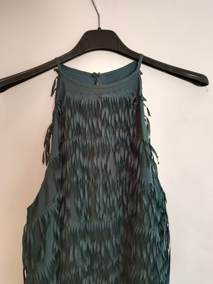 ZARA. Vestido verde flecos T.xs