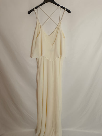ZARA. Long white dress T.xs – Hibuy market ZARA. Long white dress T.xs – Hibuy market